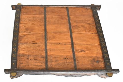 Table basse selle pour éléphant en bois et métal