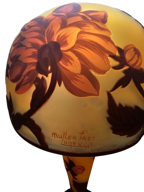 Muller Frères Lunéville Pilzlampe "Dahlien"