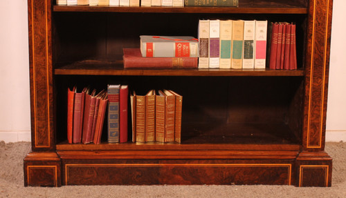 Open Bookcase In Burl Walnut Circa 1820