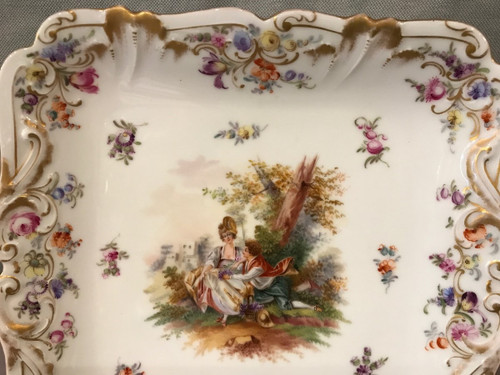 19th century English porcelain cake dish by "Derby".