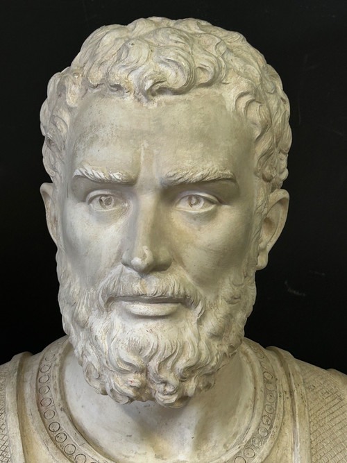Grande ritratto di imperatore romano con corazza - Scultura in gesso del XX secolo