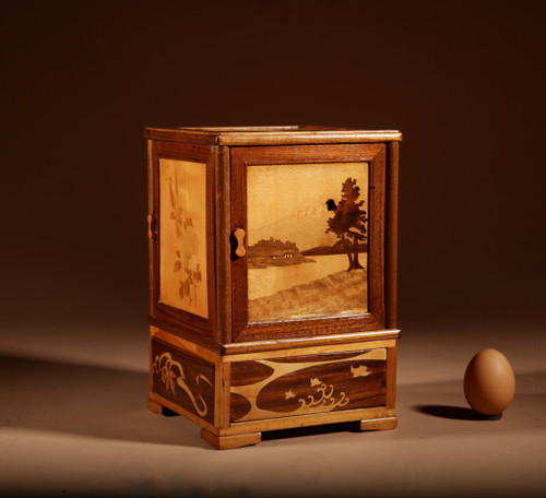 Interessante dispenser di sigari giapponese in stile Art Déco.