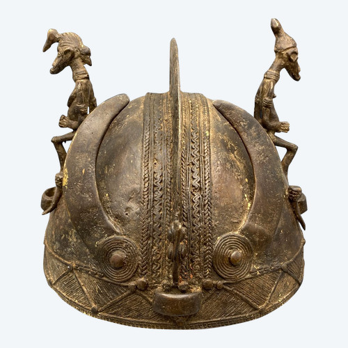 Kriegshelm Senufo-Kultur, Elfenbeinküste Ende des 19. bis Anfang des 20.