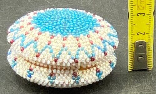 BOÎTE CORNE ET PERLES