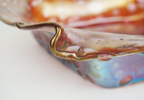Iridescent glass bowl Orbulin or Diaspora by Loetz