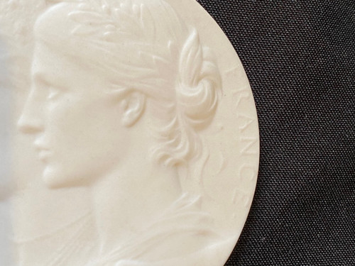 Medaillon - Sèvres - Nikolaus II. /Russland - Frankreich - XIX.