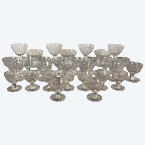 Brille (36) – Ispahan-Modell – Baccarat – Frankreich – 20. Jahrhundert
