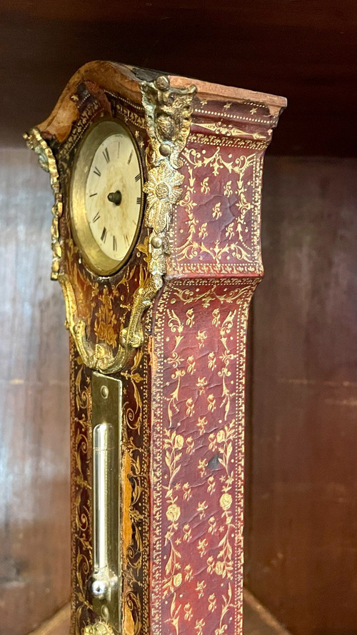 Orologio da tavolo, termometro e barometro, pelle goffrata e dorata, XIX secolo