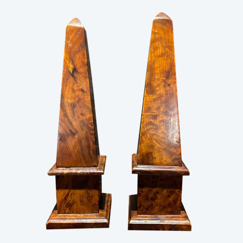 Paire Obélisques - Ronce de noyer - France - XIX ème