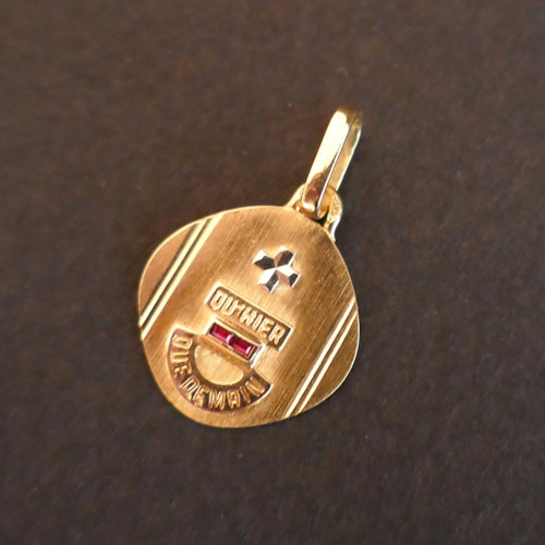 Augis Médaille d'Amour Rubin, Gold 18 Karat