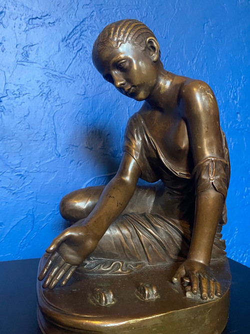 Scultura in bronzo - Suonatore di astragali - Gg/susse - Francia - XIX secolo
