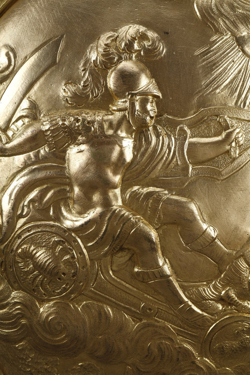 Exceptionnel Vase couvert de forme ovoïde en bronze doré 