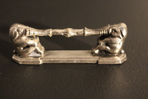  Animal knife holder