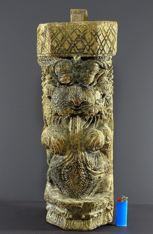 Inde, Région Du Tamil Nadu, XVIIème-XVIIIème, élément d'Architecture En Bois Figurant Un Yali. 