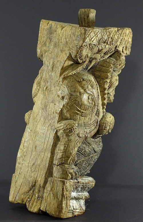 Inde, Région Du Tamil Nadu, XVIIème-XVIIIème, élément d'Architecture En Bois Figurant Un Yali. 