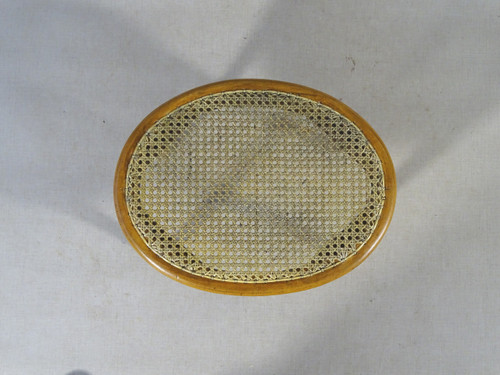 Caned foot stool, 1910 by Mundus, no Thonet- FUßSCHEMEL Père La chaise C