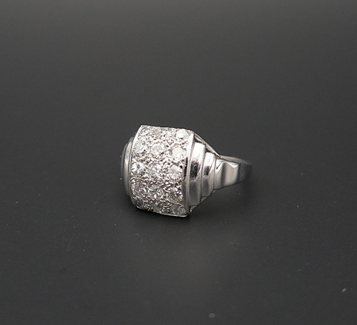 Bague Diamants, Platine Et Or Blanc 18 Carats.