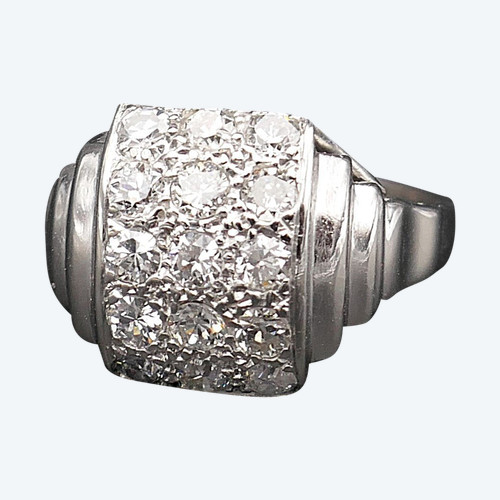 Bague Diamants, Platine Et Or Blanc 18 Carats.