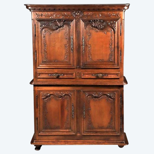 Louis XIV Two-Body Buffet in Carved Oak - Late 17th Century