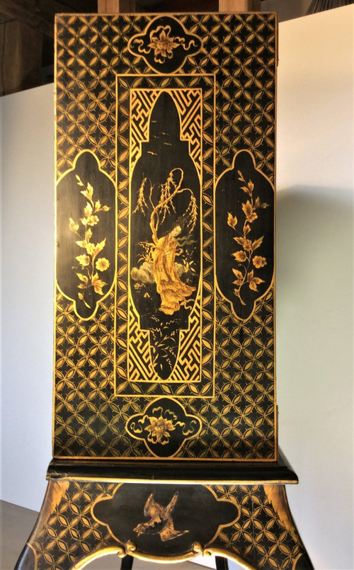 25% DISCOUNT UNTIL 11/30 - Black and Gold Lacquer Cabinet - Early 20th Century