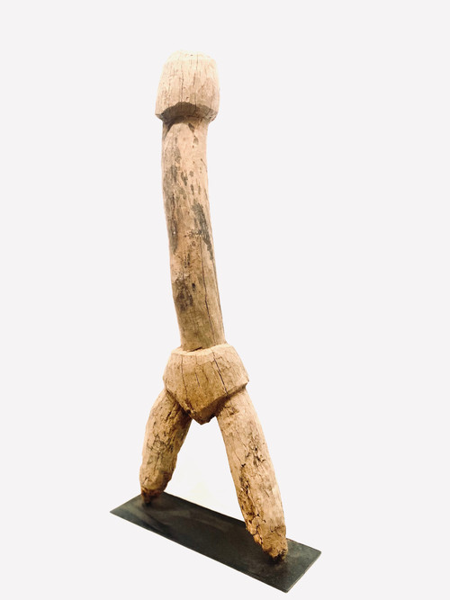 “Phallic” sculpture of DAGARI ancestor from Burkina Faso