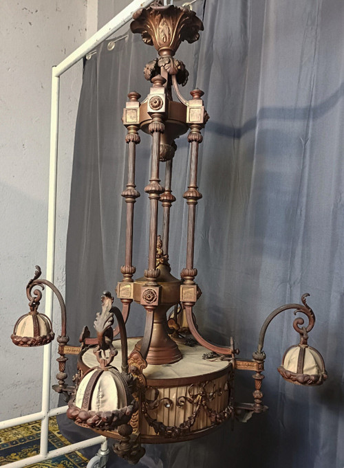 Grande lampadario in bronzo Luigi XVI