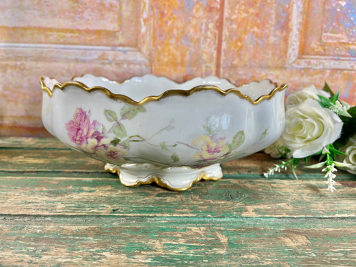 Exceptional Haviland Limoges Porcelain Service - Baltimore Rose - 61 Piece