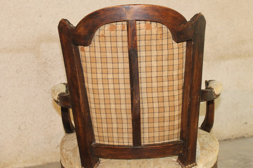 3 Poltrone Luigi XVI in faggio intagliato e modanato, fine XVIII secolo