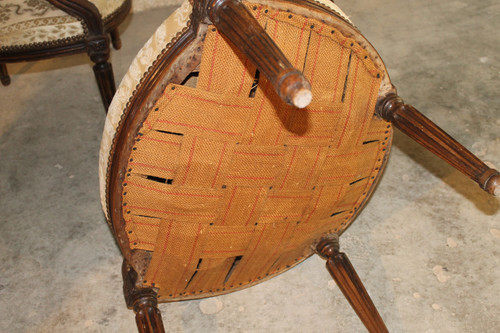 3 Poltrone Luigi XVI in faggio intagliato e modanato, fine XVIII secolo