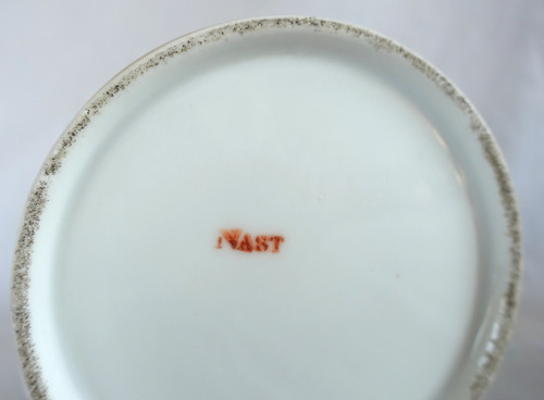 Manufacture Nast: teapot in Paris porcelain gilded with gold - Empire period - signed