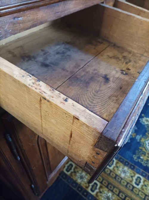 Credenza Regency a 4 ante in noce intagliato