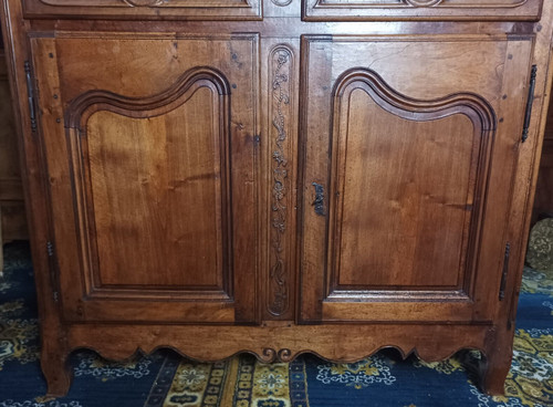Credenza Regency a 4 ante in noce intagliato