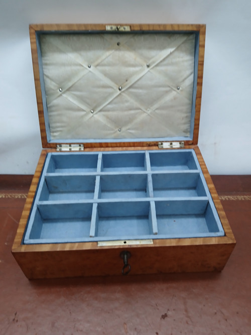 Boîte à bijoux