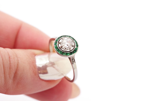 Art Deco emerald target ring in platinum and 18k white gold, target ring, circular ring