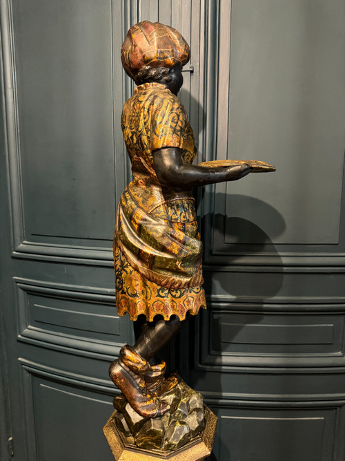 Serviteur nubien, sculpture en bois peint et doré, Venise début XIXème siècle