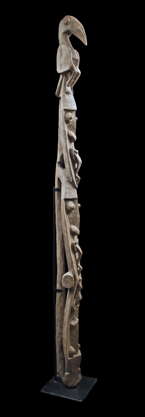Totem rituel, poteau de case, art tribal, art océanien, sculpture, Papouasie Nouvelle Guinée