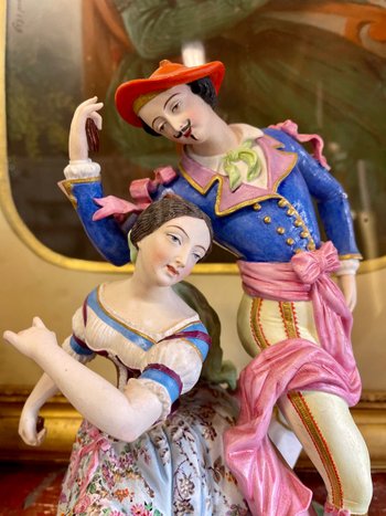 PARIS, MANUFACTURE de JEAN-BAPTISTE GILLE dit GILLE JEUNE (1837-1868). Beau Groupe de danseurs en biscuit polychrome XIXème siècle.