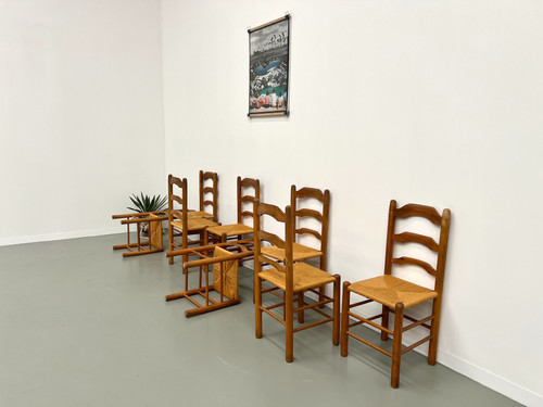 Set of 8 solid elm chairs with straw-covered seats