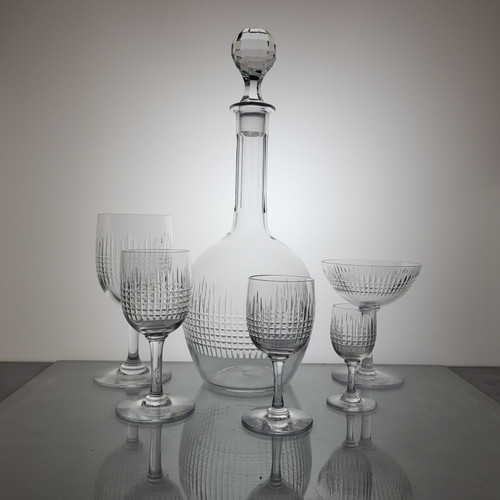 30-piece glass set in Baccarat Nancy crystal