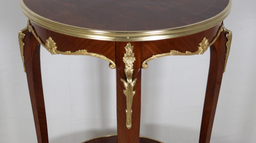 Transition-style pedestal table, 1900s