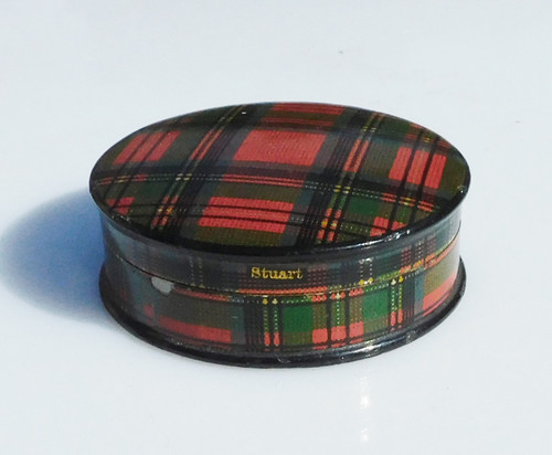 Piccolo portapillole inglese in tartanware Mauchline XIX secolo