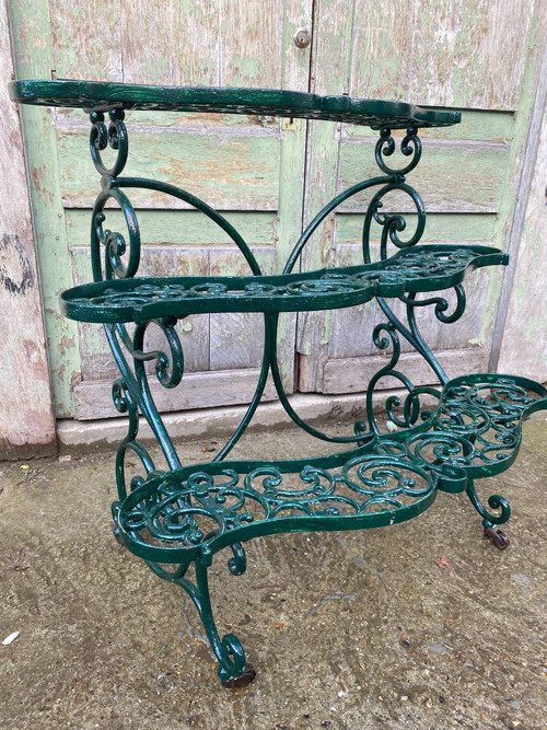 Portafiori in ghisa / mensola da giardino, decorazione a volute, periodo Napoleone III