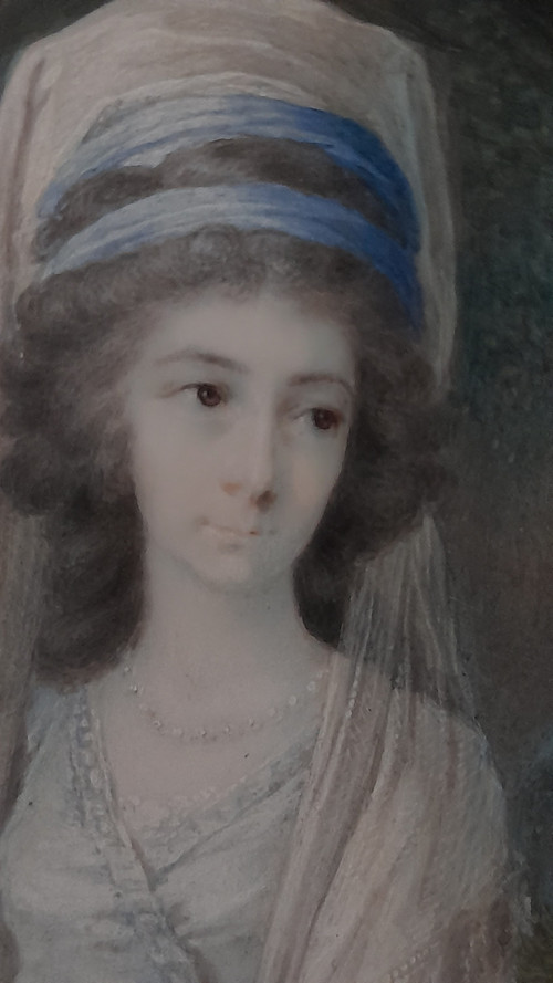 Miniatura di giovane donna a guazzo su avorio, inizio XIX secolo