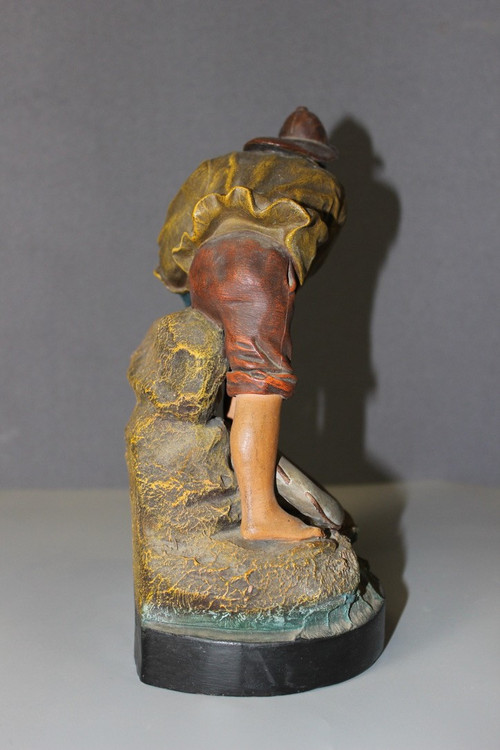 Terrakotta Figur eines bretonischen Fischers Um 1900