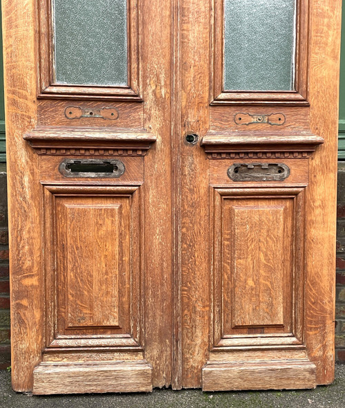 Paar Eingangstüren aus Eiche aus einem Bürgerhaus