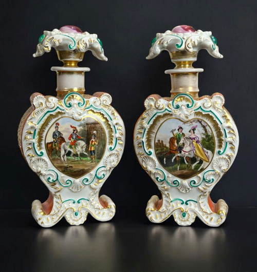 Jacob Petit ( 1796- 1868 ) Paire De Flacons En Porcelaine Polychrome De Scenes Courtoises
