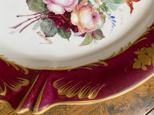 Plat en faïence signé R Grivotte