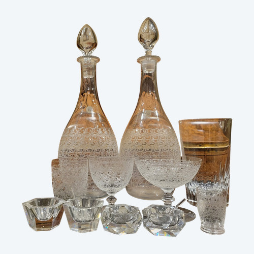 Baccarat set (45 pieces + 2 decanters)