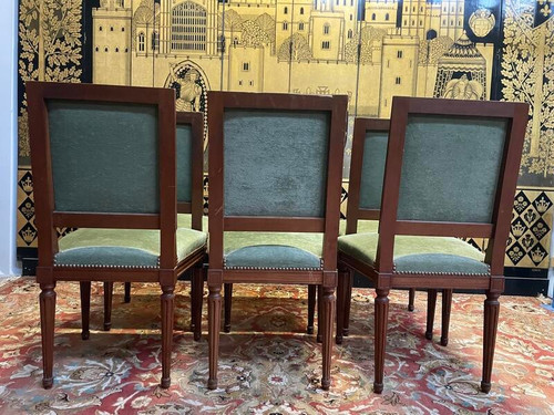 Suite de 6 chaises de style Louis XVI velours vert
