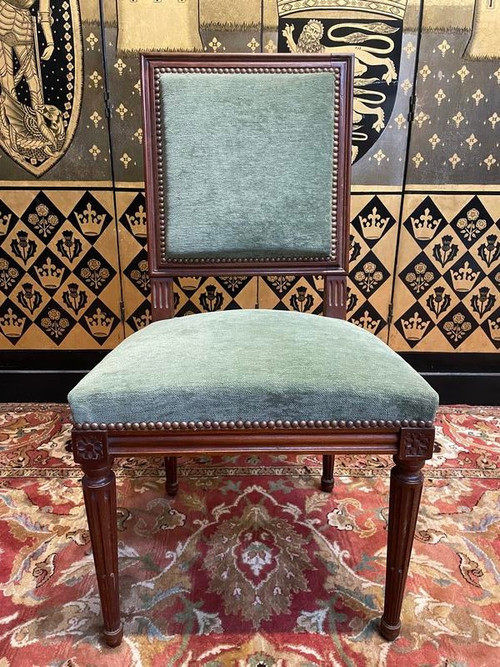 Suite de 6 chaises de style Louis XVI velours vert